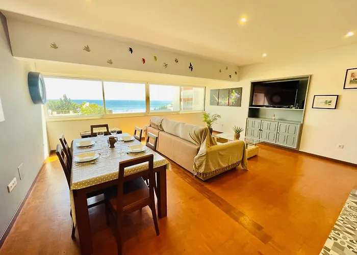 Daire Paraiso - Beachfront - Private Parking Portimão