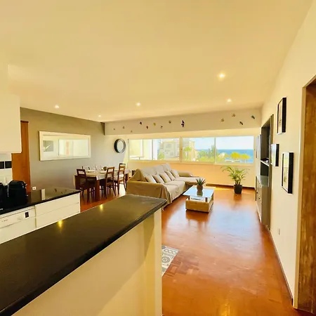 Paraiso - Beachfront - Private Parking