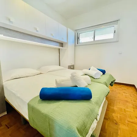 Paraiso - Beachfront - Private Parking *